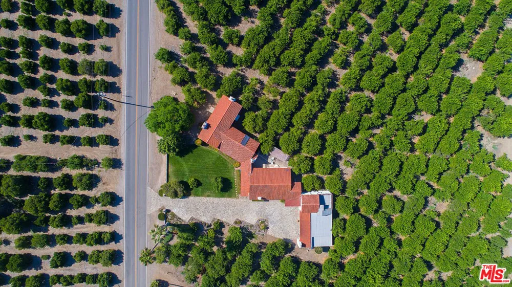 828 Fordyce Rd & 2561 Grand Avenue Ojai, CA 93023