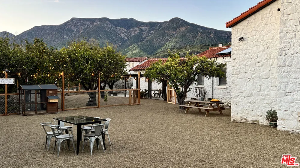 828 Fordyce Rd & 2561 Grand Avenue Ojai, CA 93023