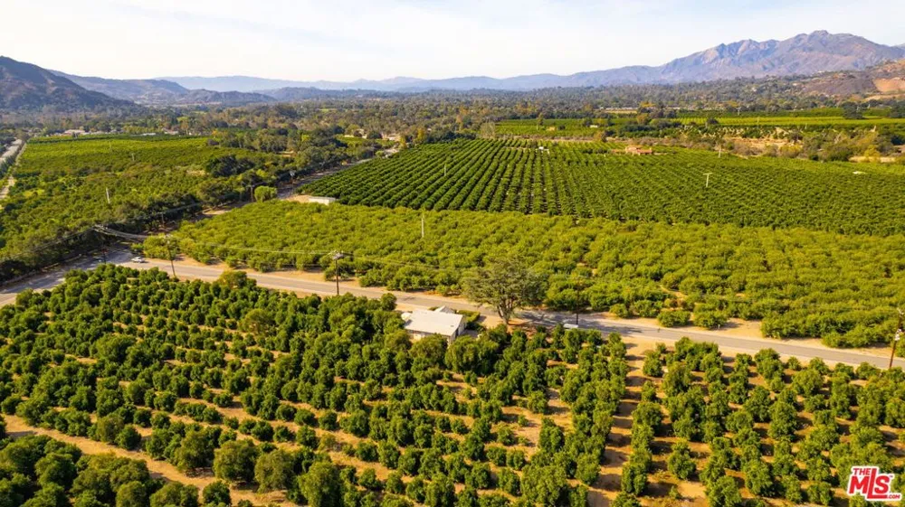 828 Fordyce Rd & 2561 Grand Avenue Ojai, CA 93023