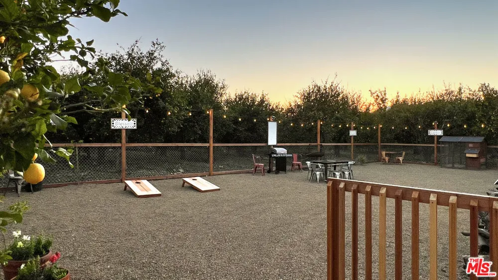828 Fordyce Rd & 2561 Grand Avenue Ojai, CA 93023