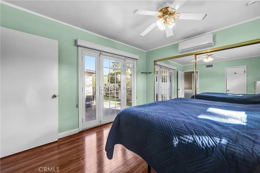 5906 Colbath Valley Glen, CA 91401