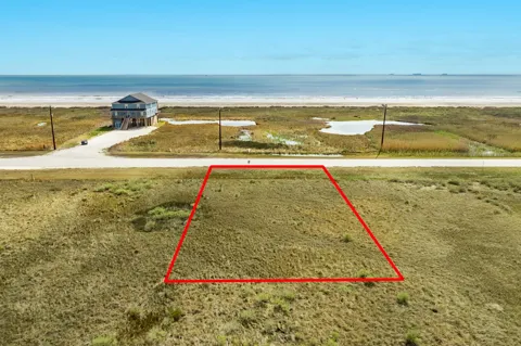 5643 Bluewater Highway