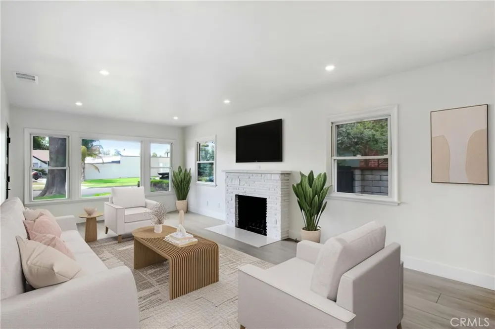 4061 Maplewood pl Riverside, CA 92506