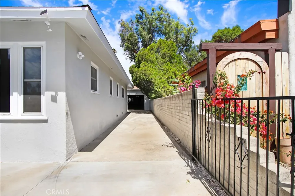 4061 Maplewood pl Riverside, CA 92506