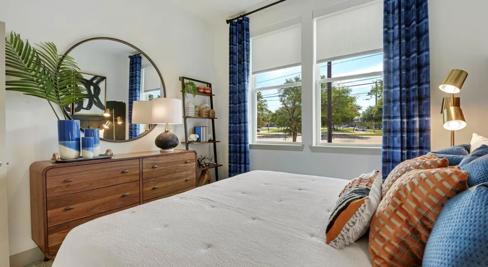 9330 Main Street #374