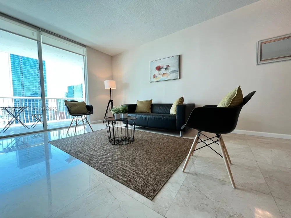 1200 Brickell Bay Dr #4217 Miami, FL 33131