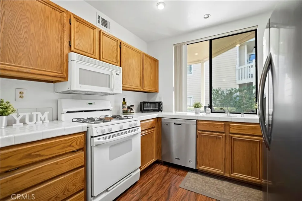 4900 Grand Avenue #215 Covina, CA 91724