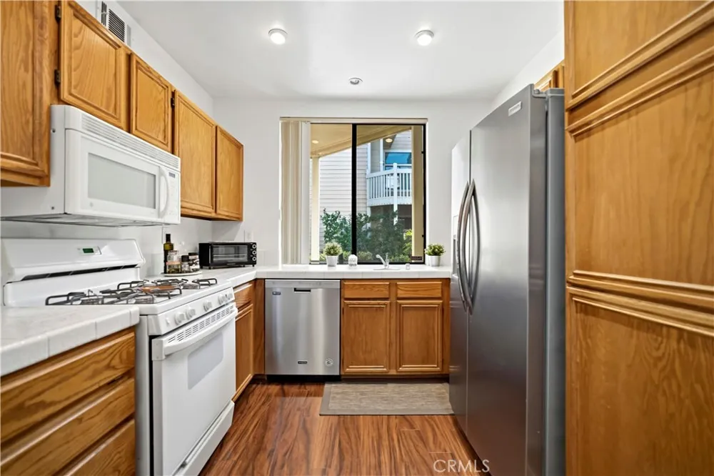 4900 Grand Avenue #215 Covina, CA 91724