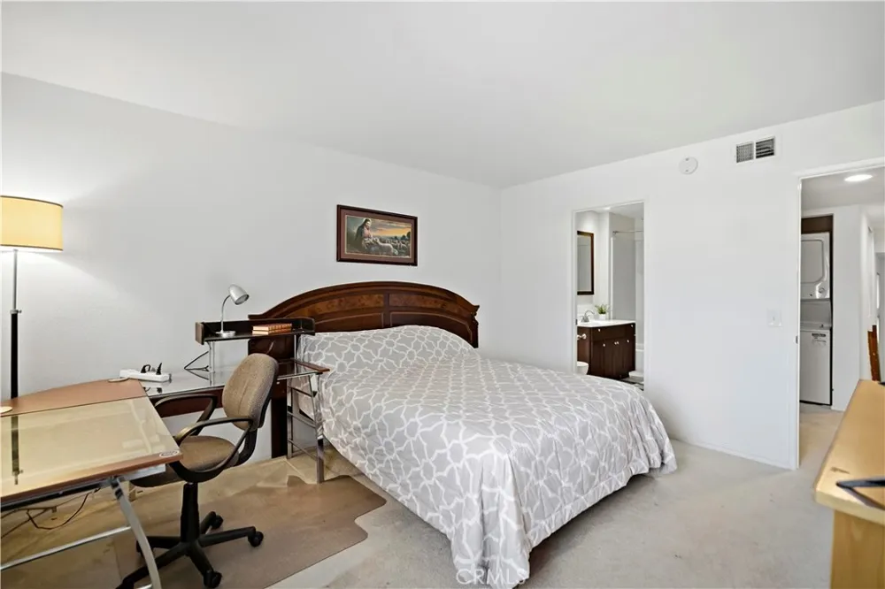 4900 Grand Avenue #215 Covina, CA 91724