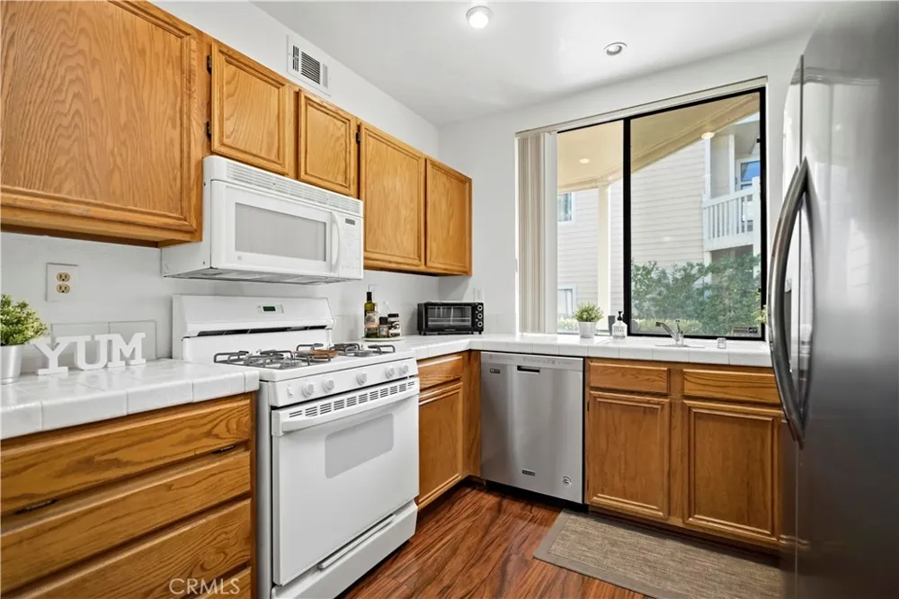 4900 Grand Avenue #215 Covina, CA 91724