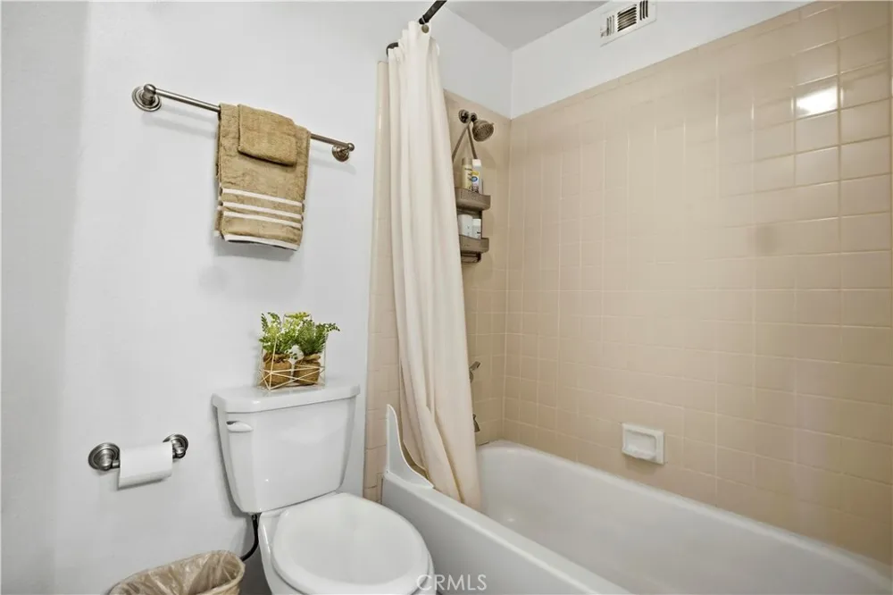 4900 Grand Avenue #215 Covina, CA 91724