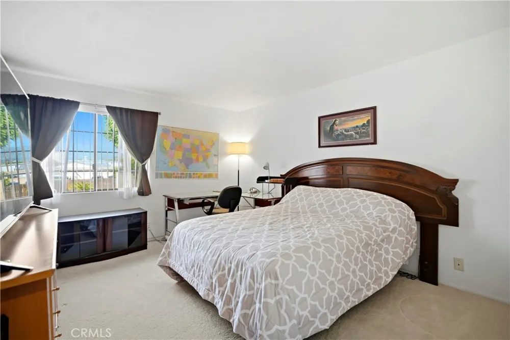 4900 Grand Avenue #215 Covina, CA 91724