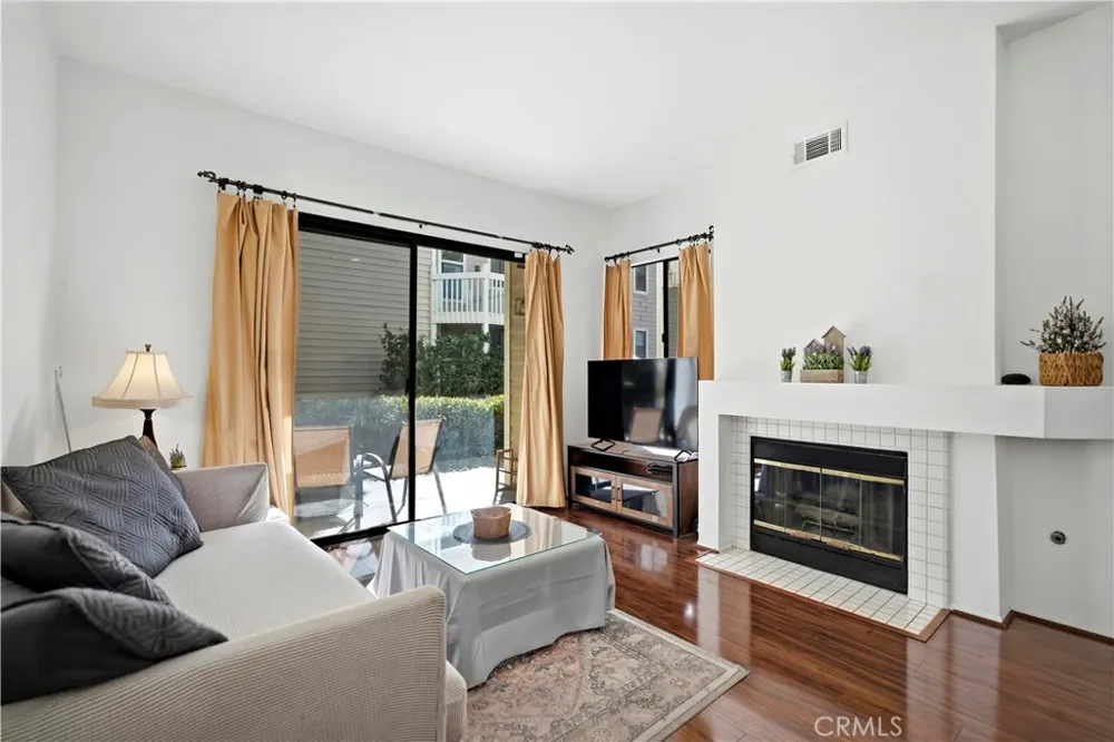 4900 Grand Avenue #215 Covina, CA 91724