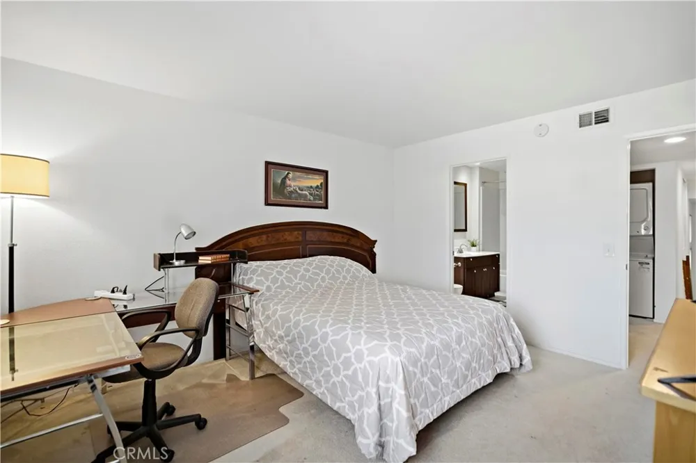 4900 Grand Avenue #215 Covina, CA 91724