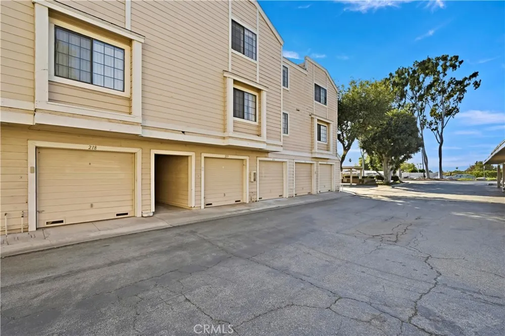 4900 Grand Avenue #215 Covina, CA 91724
