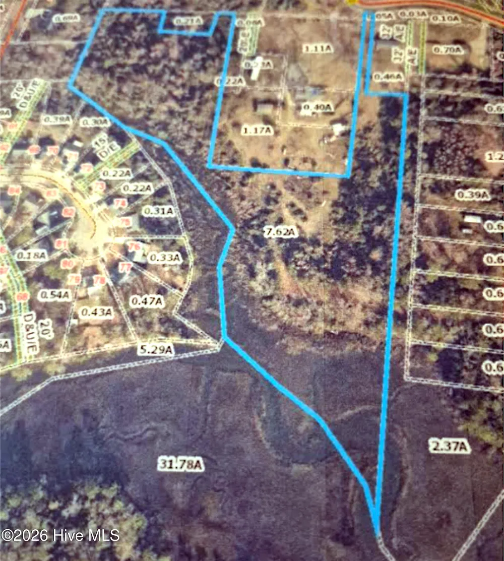 2421 Mayberry Loop Road Morehead City, NC 28557