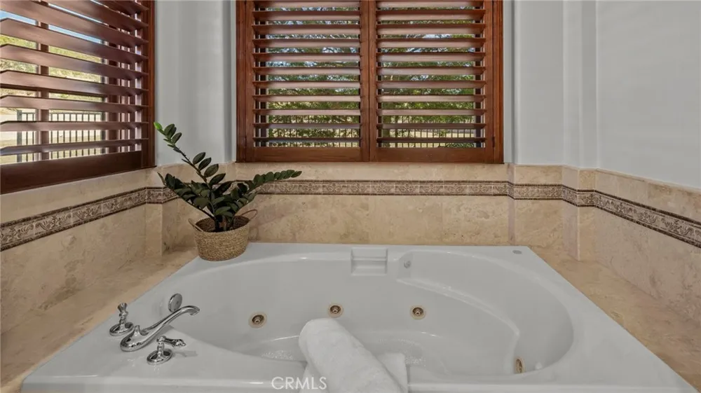 18041 Merlin Road Silverado, CA 92676