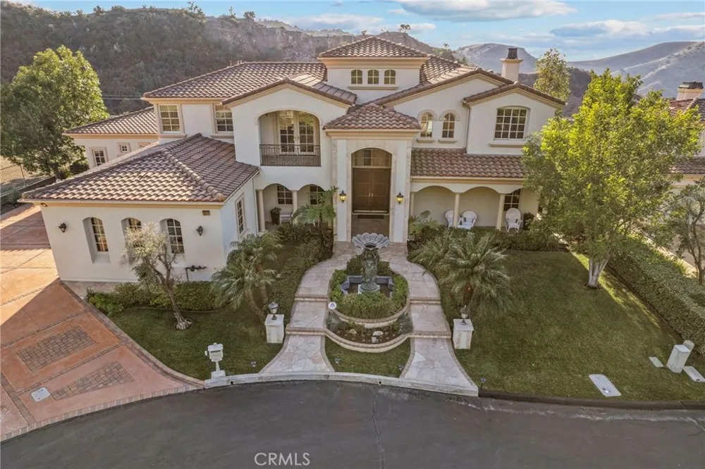 18041 Merlin Road Silverado, CA 92676