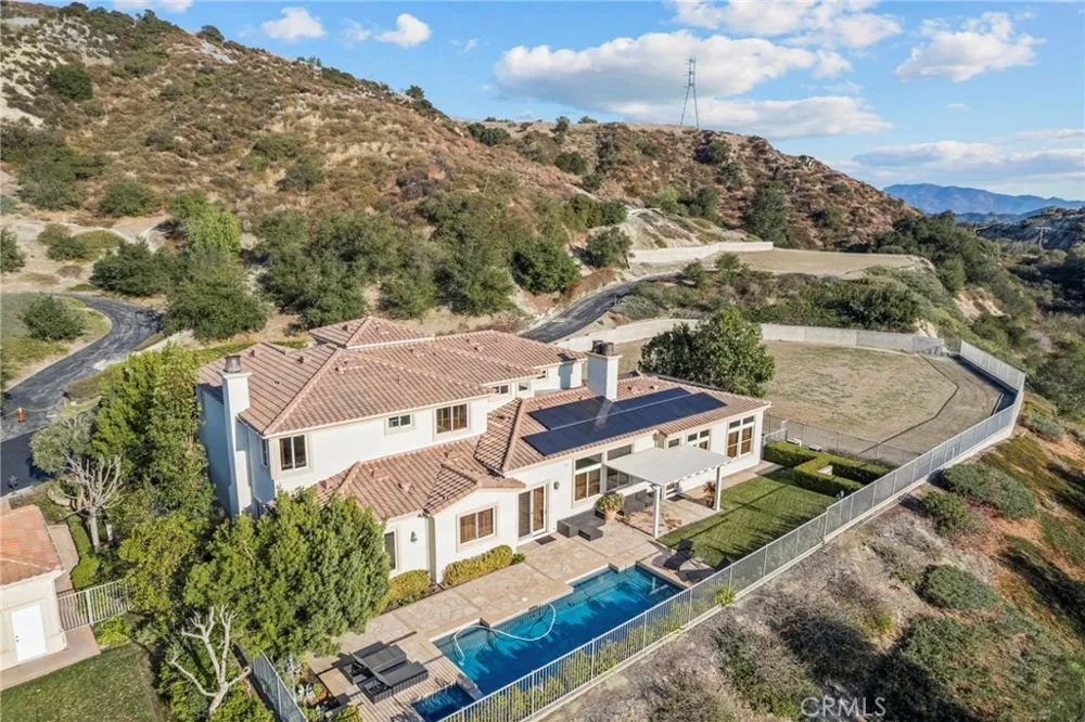 18041 Merlin Road Silverado, CA 92676