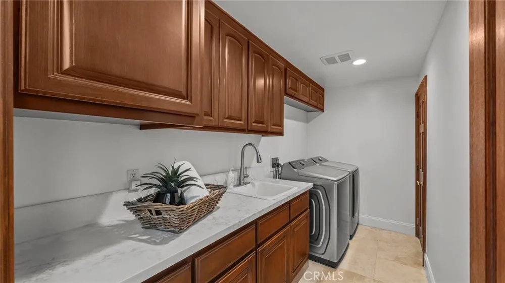 18041 Merlin Road Silverado, CA 92676