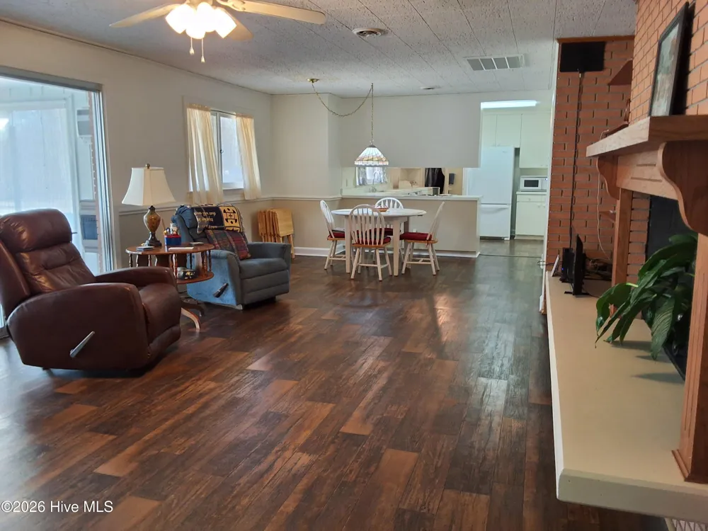503 Anderson Street Tabor City, NC 28463