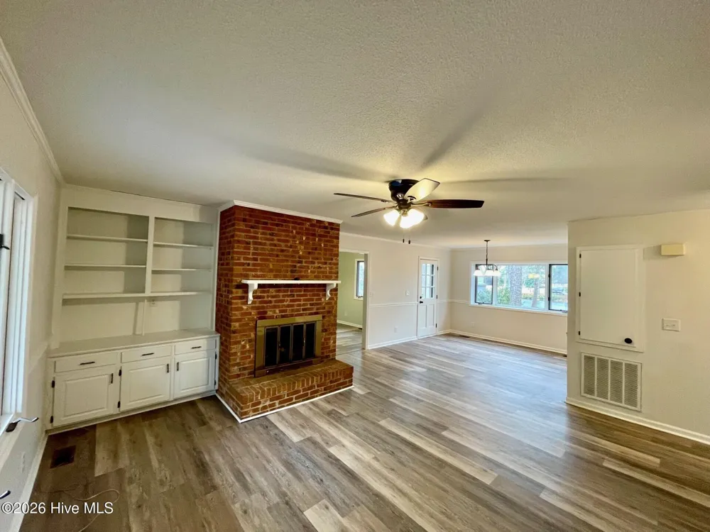 316 E Bay Ridge Road Harrells, NC 28444