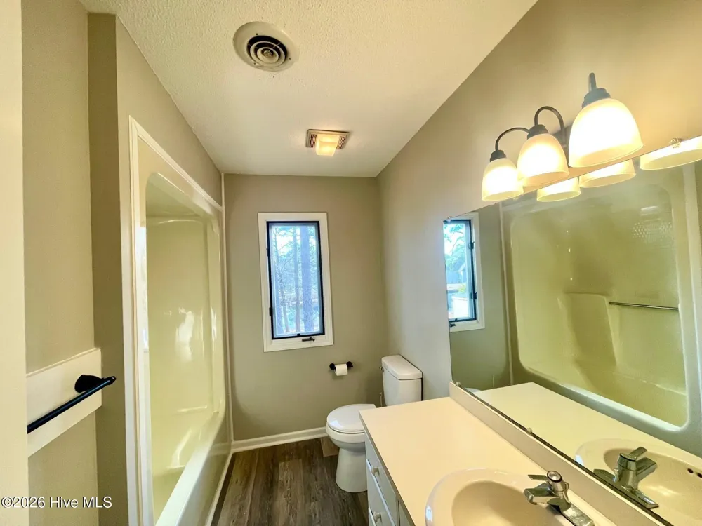 316 E Bay Ridge Road Harrells, NC 28444