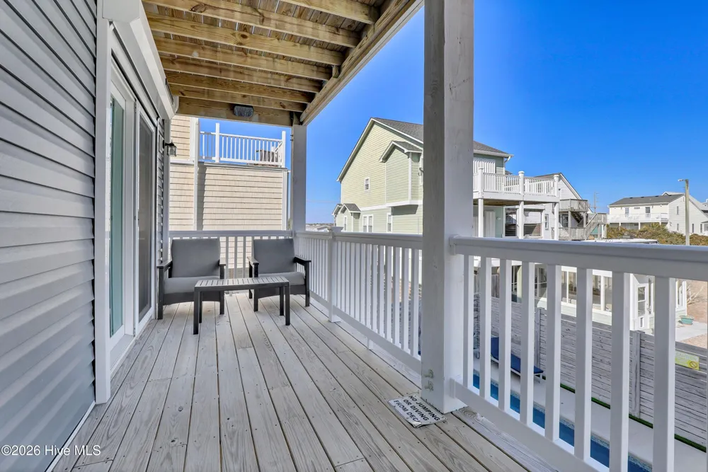 106 Charlotte Avenue Surf City, NC 28445