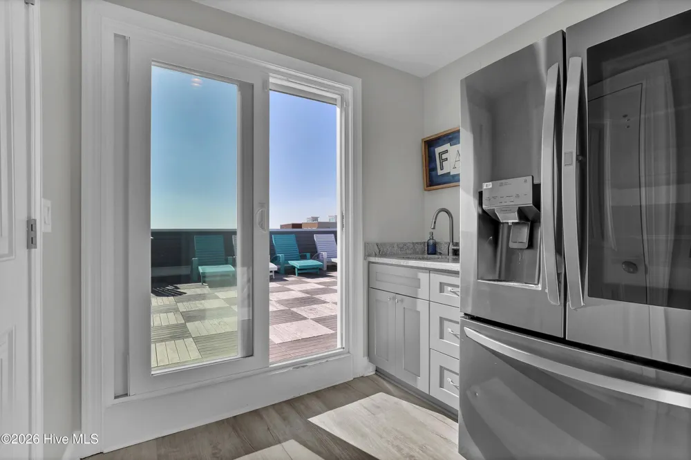 106 Charlotte Avenue Surf City, NC 28445
