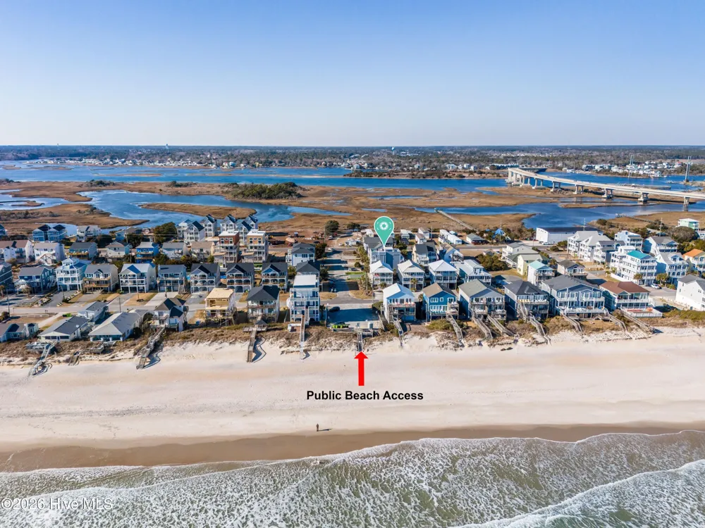 106 Charlotte Avenue Surf City, NC 28445