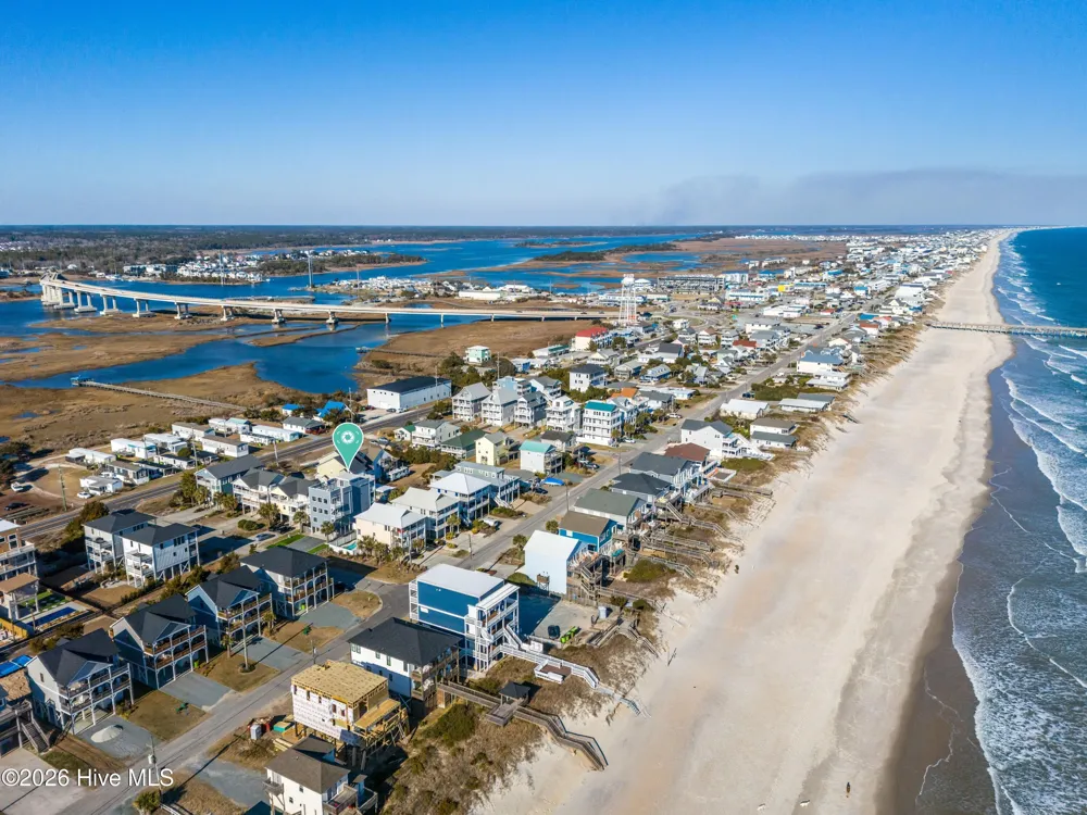 106 Charlotte Avenue Surf City, NC 28445