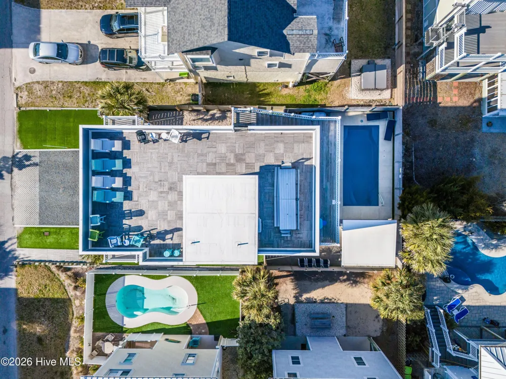 106 Charlotte Avenue Surf City, NC 28445