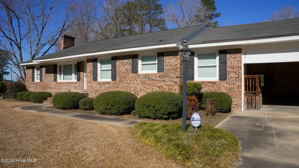 291 Whitehall Road Whiteville, NC 28472
