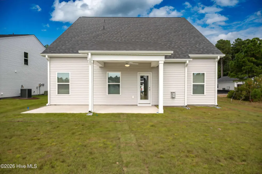 2208 Lakefront Drive SE #The Freelance Bolivia, NC 28422