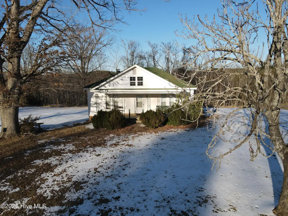 380 Redd Lane Java, VA 24565