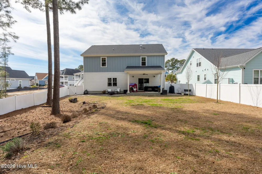 541 Moss Lake Lane Holly Ridge, NC 28445