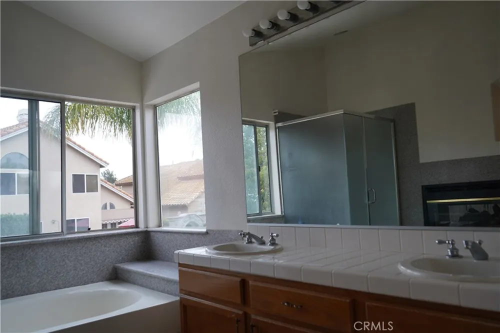 24054 Bearskin Murrieta, CA 92562