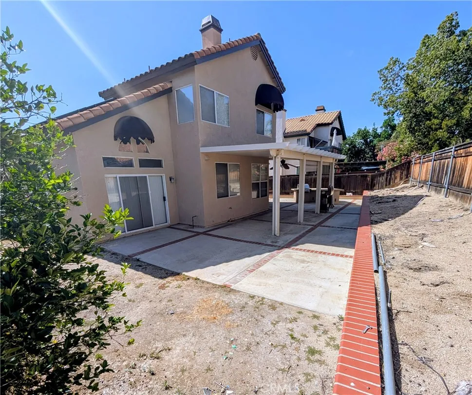 24054 Bearskin Murrieta, CA 92562