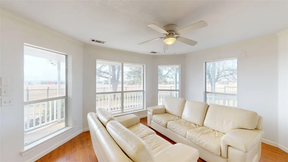 5909 County Road 488 Nevada, TX 75173