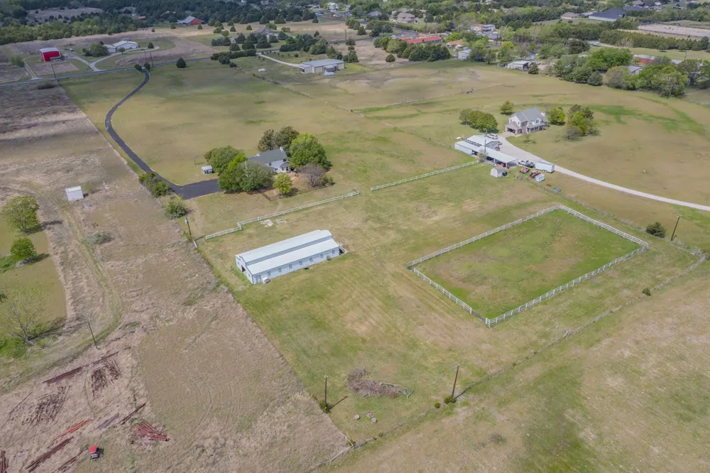 5909 County Road 488 Nevada, TX 75173