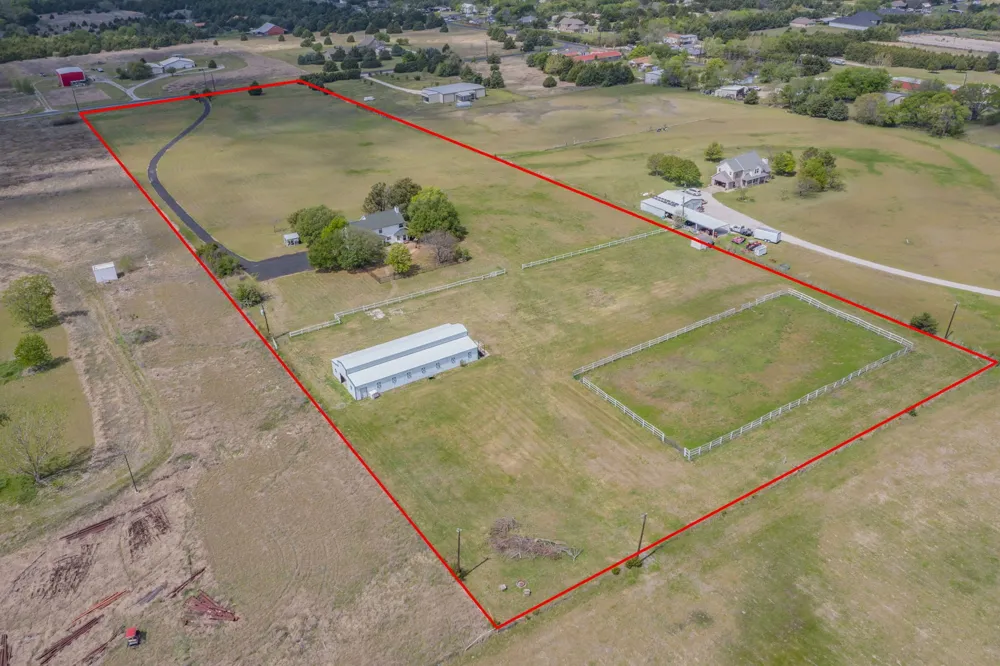 5909 County Road 488 Nevada, TX 75173