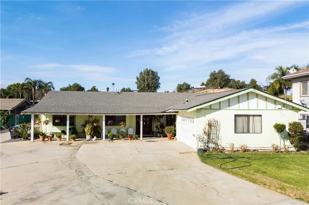 2160 Temescal Avenue Norco, CA 92860