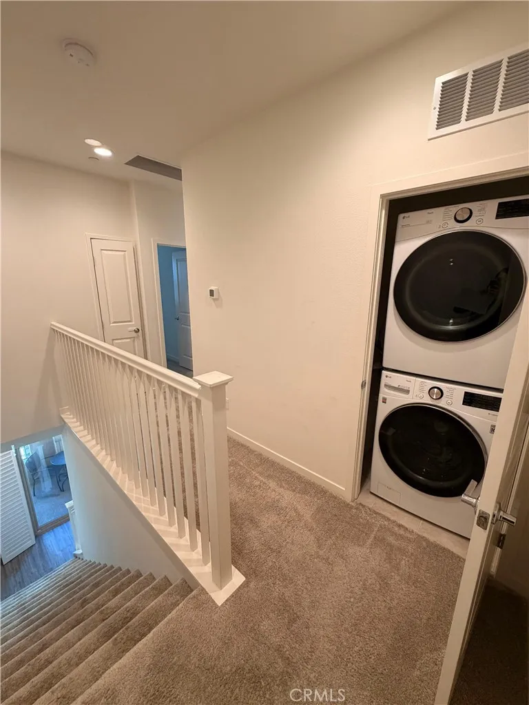 606 White Oaks Lake Forest, CA 92610