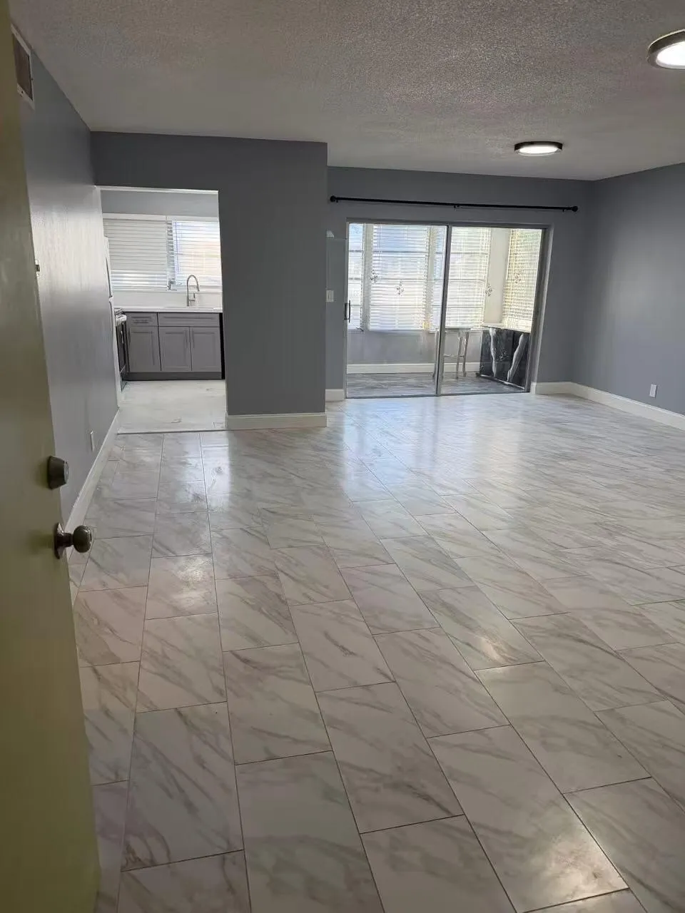 4040 NW 19 STREET #305