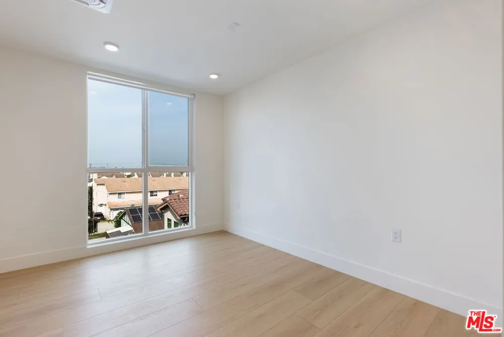 8561 Belmont Street #6 Cypress, CA 90630