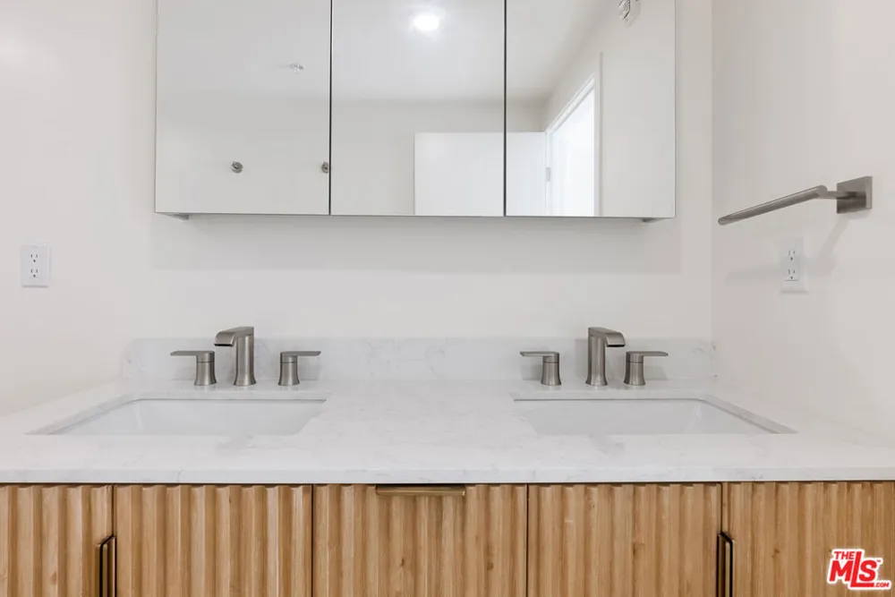 8561 Belmont Street #6 Cypress, CA 90630