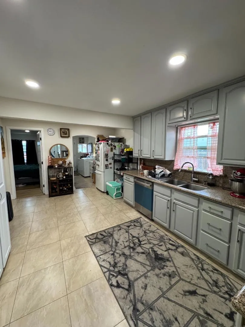 2712 Ferguson Road Gilroy, CA 95020
