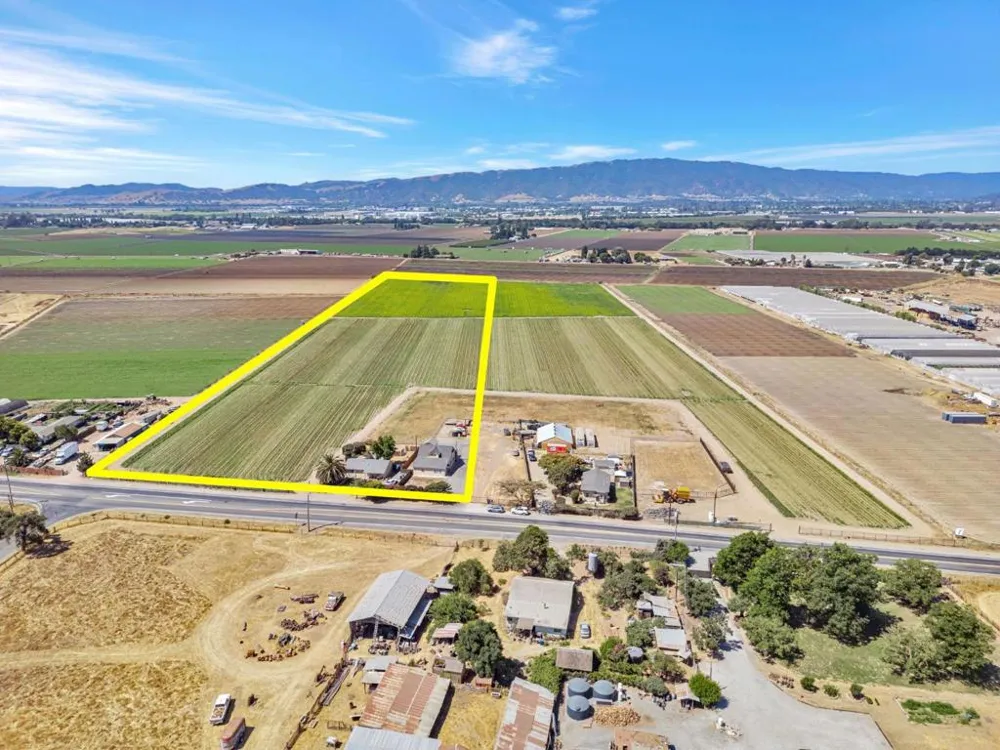 2718 Ferguson Road Gilroy, CA 95020