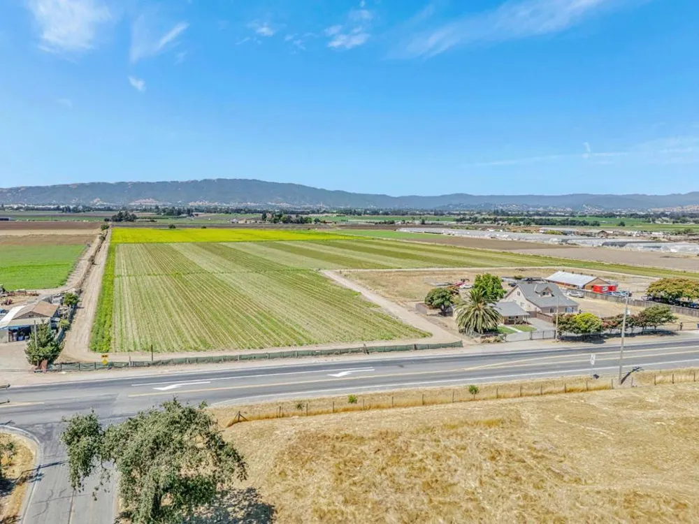 2718 Ferguson Road Gilroy, CA 95020