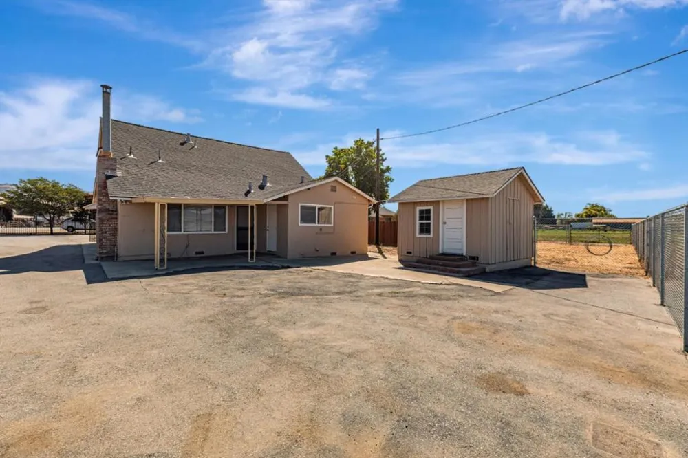 2718 Ferguson Road Gilroy, CA 95020